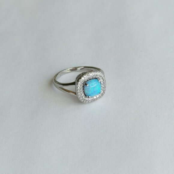 Blue opal CZ pave Halo Sterling silver ring size 8 🆕 - Picture 7 of 7